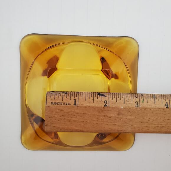 Vtg Amber Gold 4 5/8" Square 4 Cigarette Rest Ashtray MCM by Hazleware G-597 - Picture 7 of 16